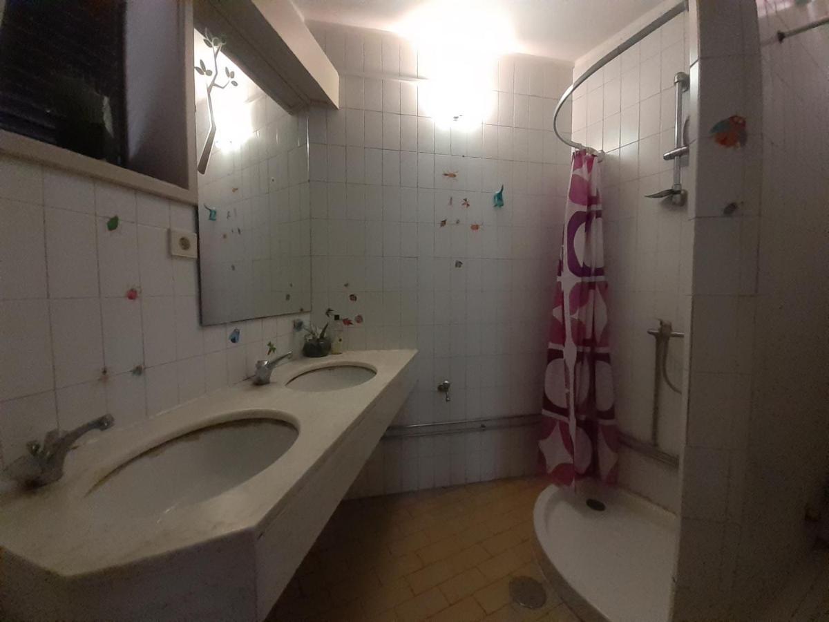 City Drops Hostel Batalhaprivate Room Porto Buitenkant foto